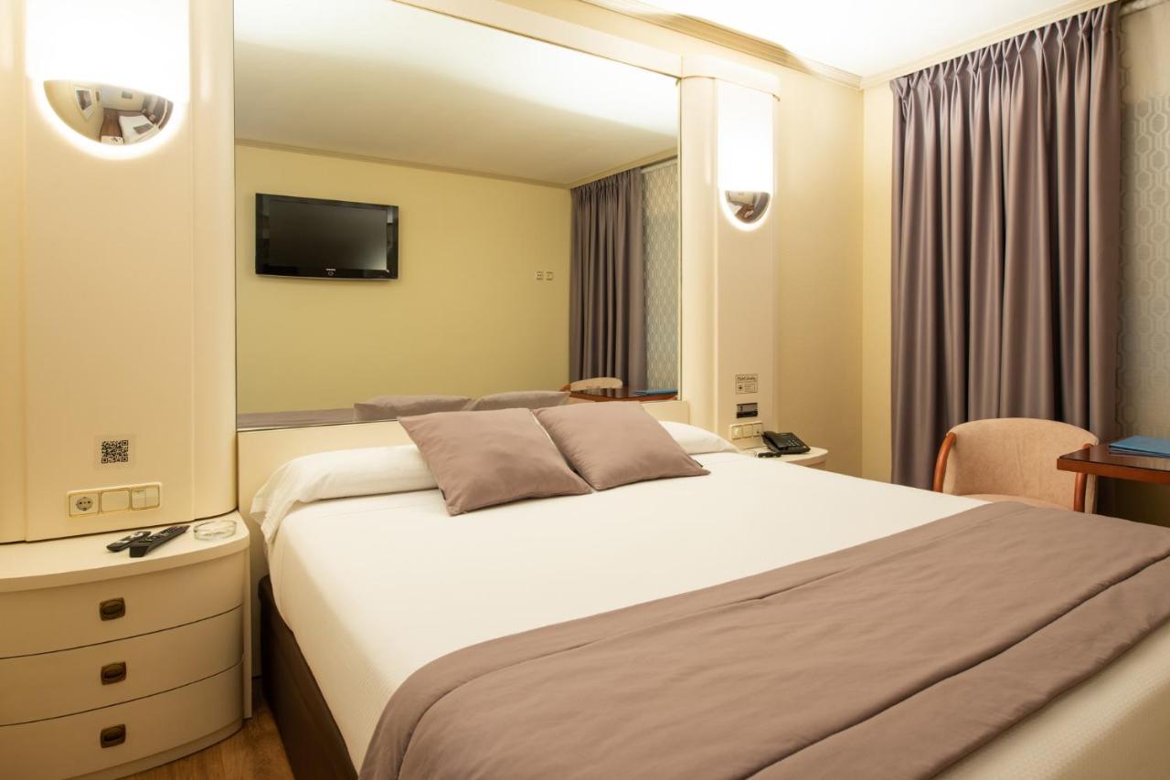 Motel Jardin 올레이로스 외부 사진