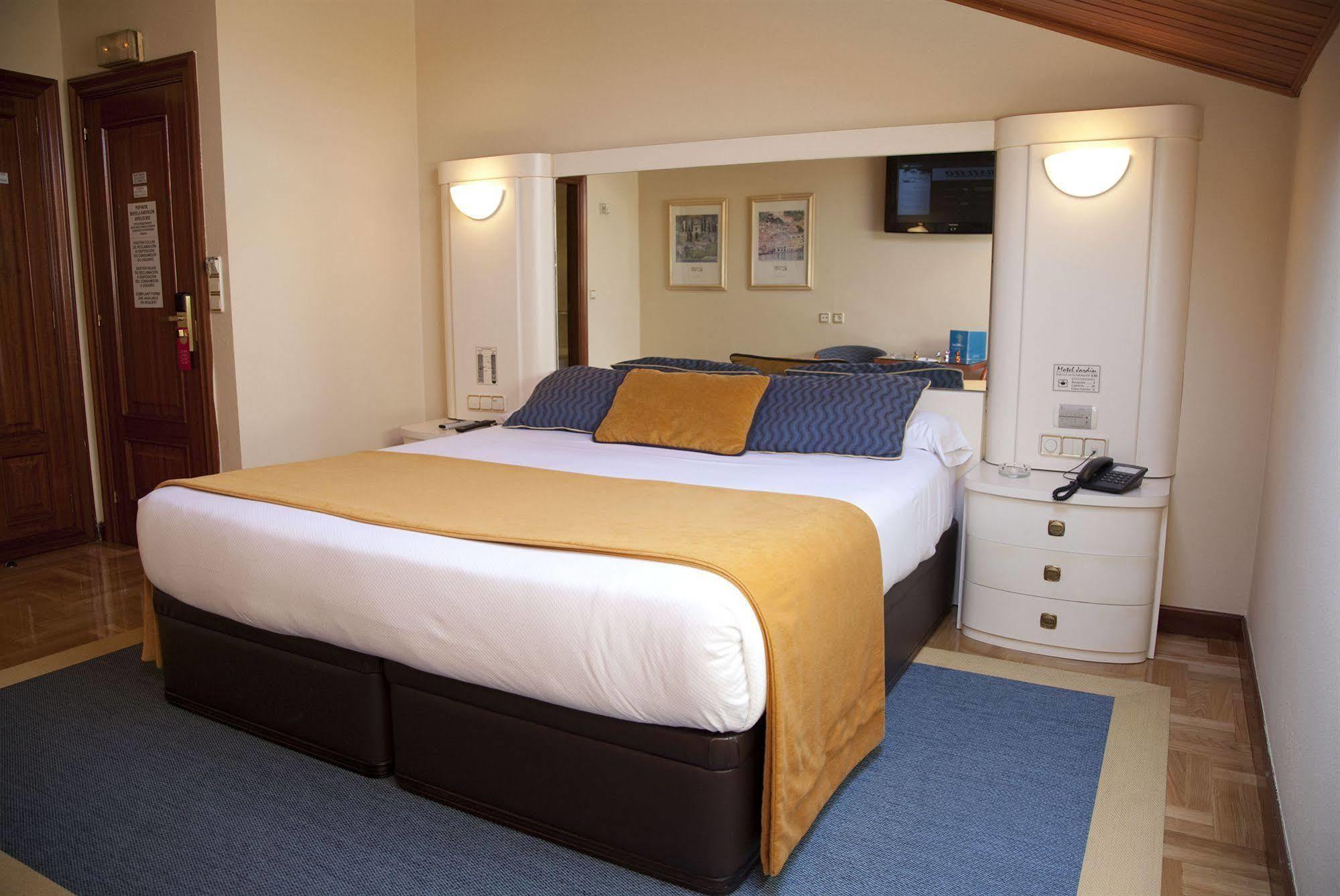 Motel Jardin 올레이로스 외부 사진